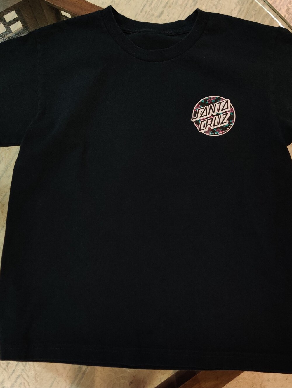 Santa Cruz T-Shirt Womens Small Black Floral Dot Logo‎